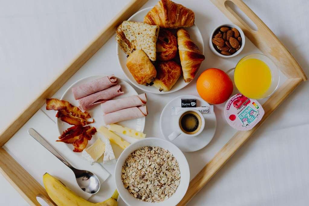 L'Hotel Bristol ก็อง ร้านอาหาร รูปภาพ