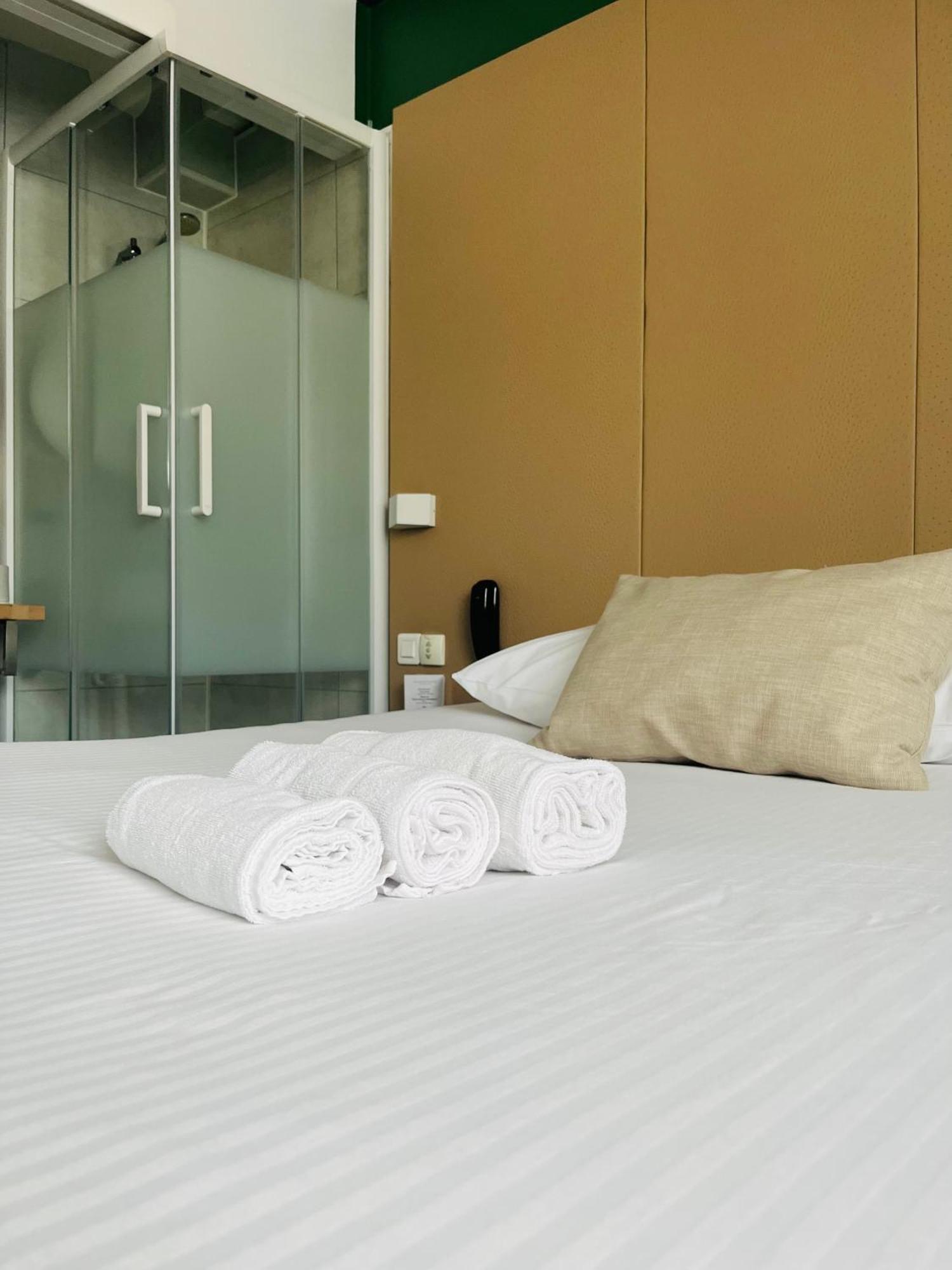 L'Hotel Bristol ก็อง ภายนอก รูปภาพ