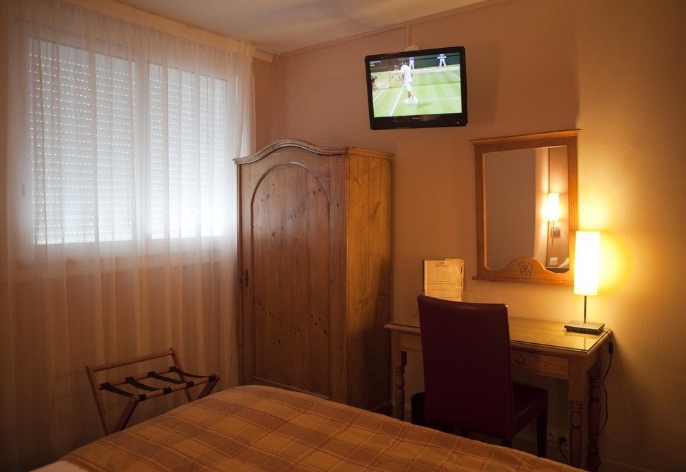 L'Hotel Bristol ก็อง ภายนอก รูปภาพ