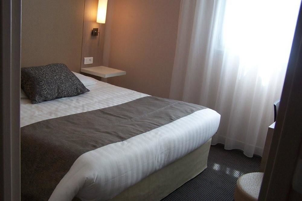 L'Hotel Bristol ก็อง ภายนอก รูปภาพ