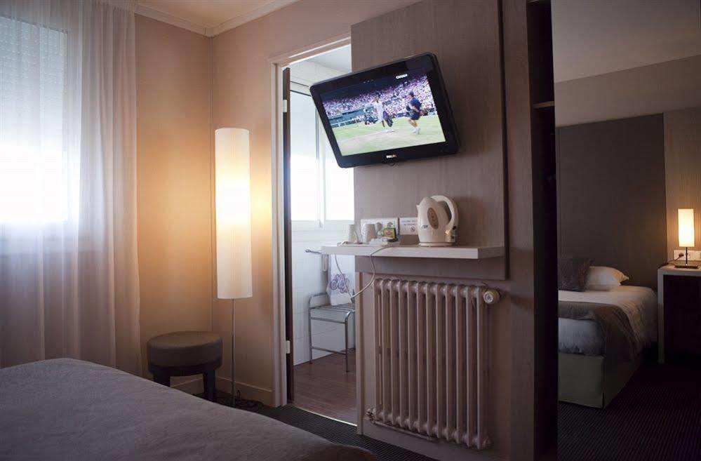 L'Hotel Bristol ก็อง ภายนอก รูปภาพ